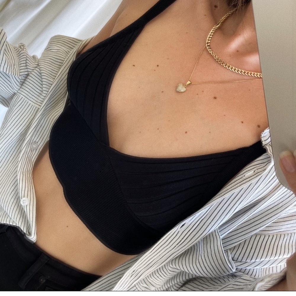 Black knit bra